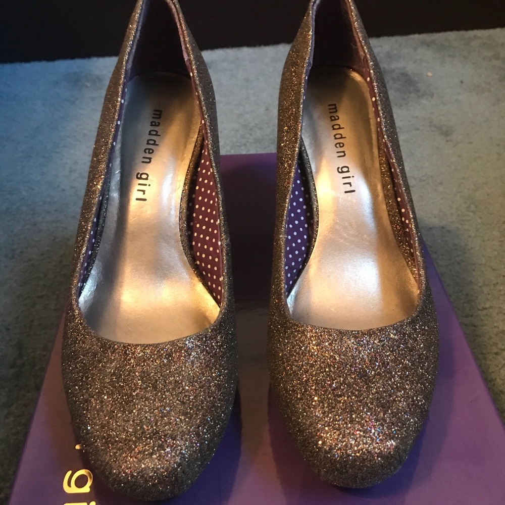 Madden Girl “Getta”~ Dark Pastel Multi ~ Size 6.5